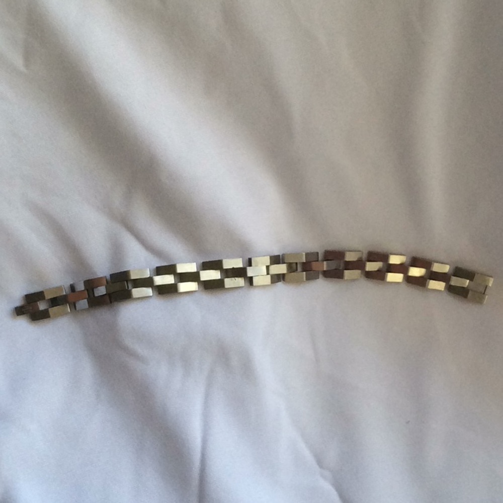 Pagoda Men’s Stainless Steel Bracelet - Picture 6 of 7